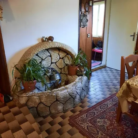 Penzion Къща Мира Ledenik